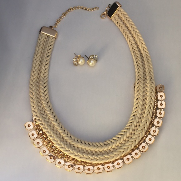 New! Set Hemp Pearl Necklace & Earrings - Picture 4 of 6